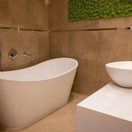 Oktogon Luxury Suite Budapest Esterno foto